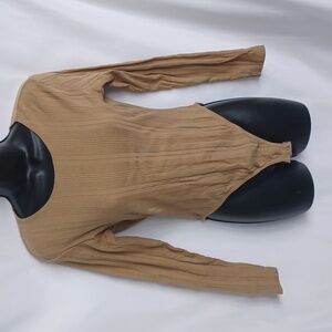 Betty Blue Great vintage 90’s Ribbed bodysuit, Tan, Sz M, 17" PTP